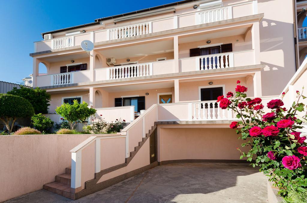 Apartments Dragan Lopar Zewnętrze zdjęcie