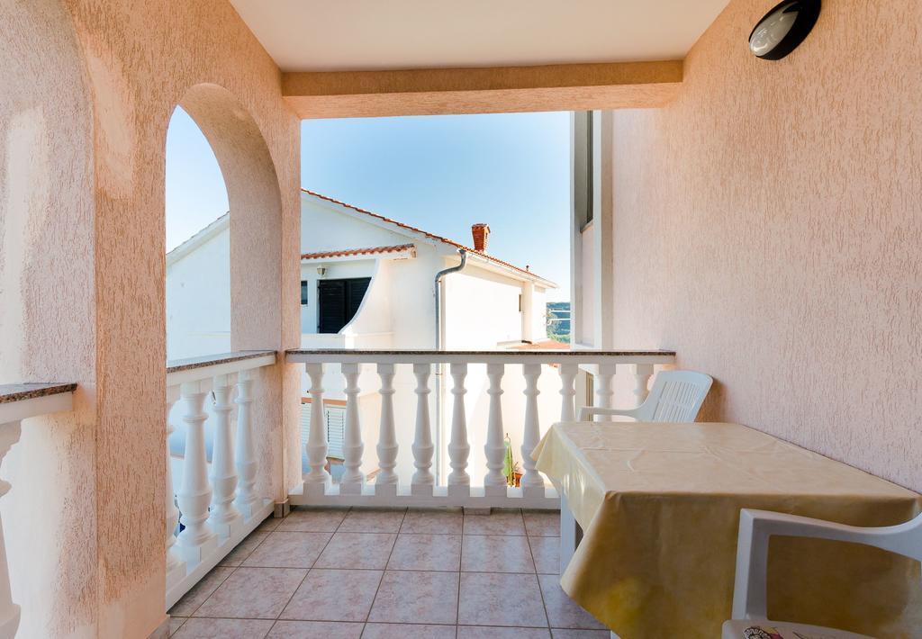 Apartments Dragan Lopar Zewnętrze zdjęcie
